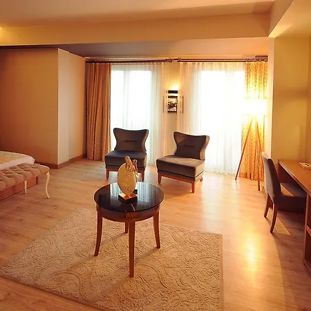 Imperial Park קוג'לי